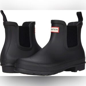 Hunter Original Chelsea Boots in black size 10.